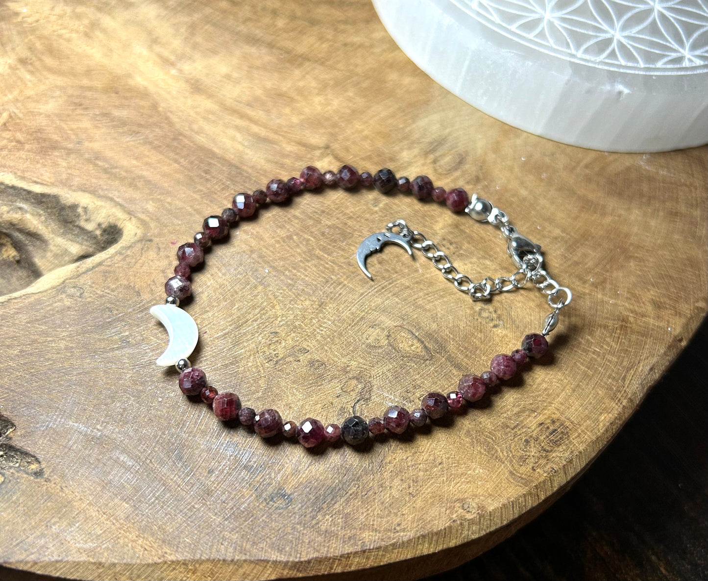 Bracelet grenat et nacre