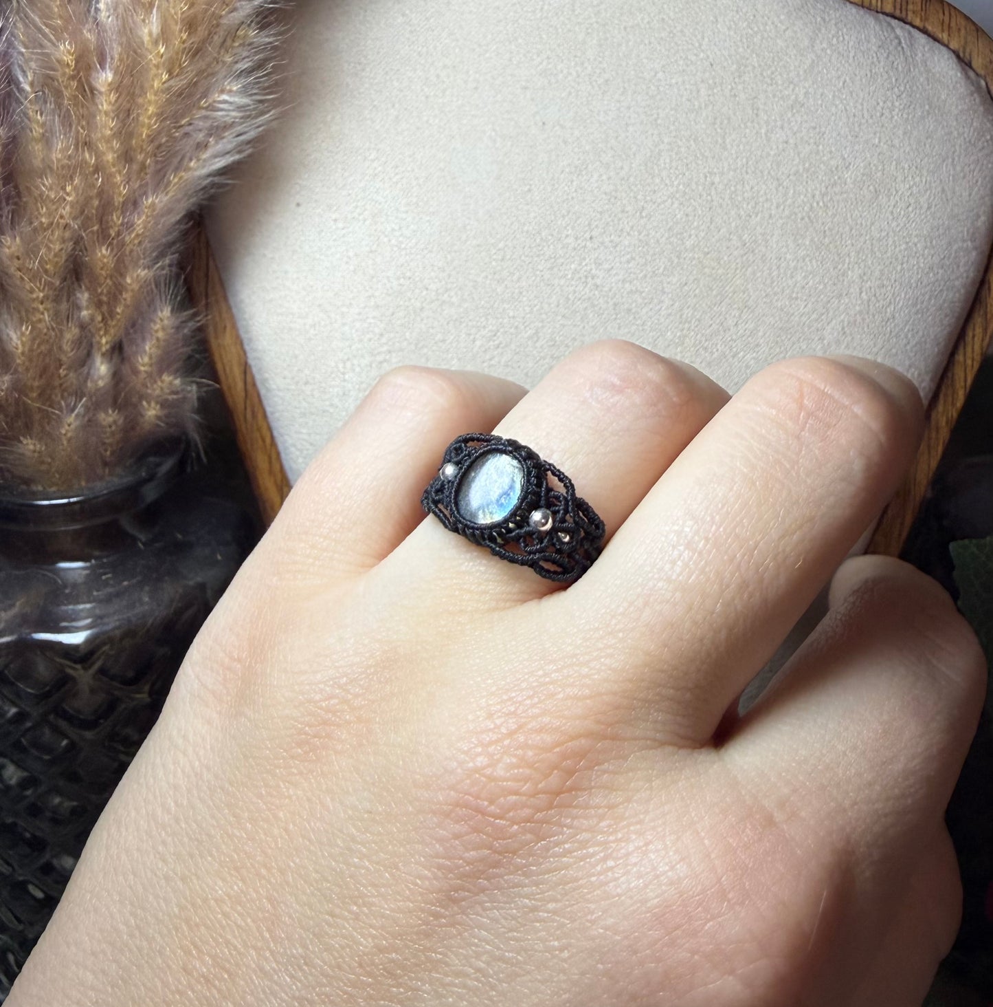 Bague en macramé