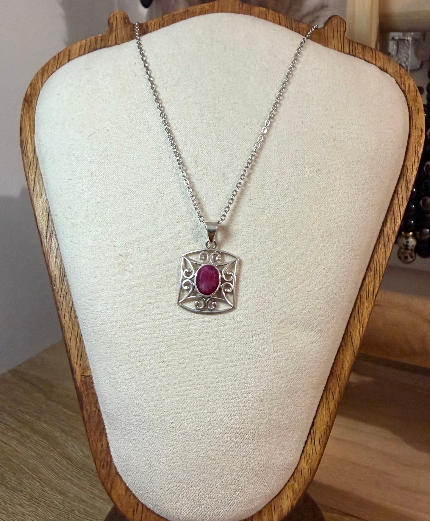 Pendentif rubis