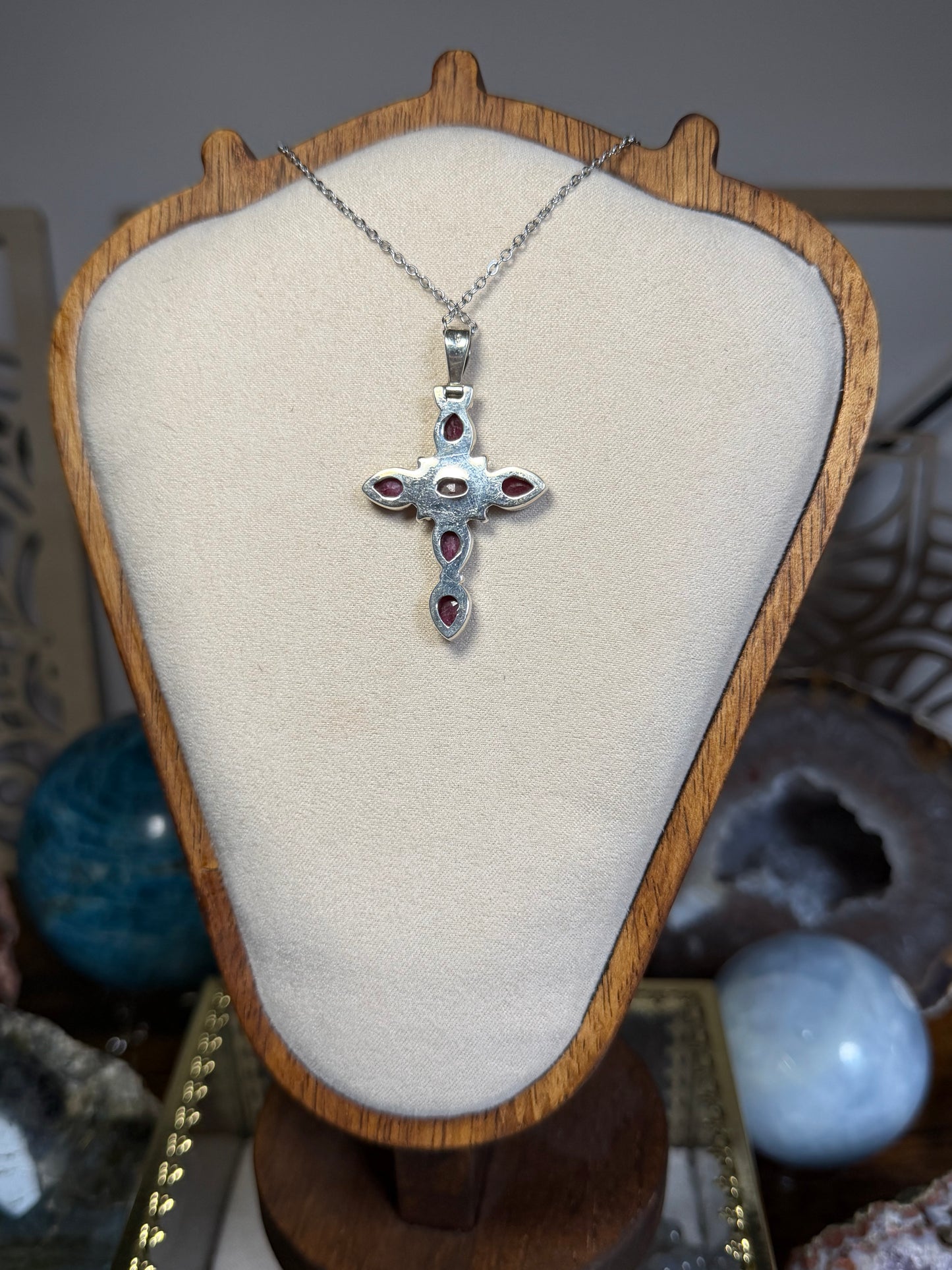 Croix Rubis sur argent