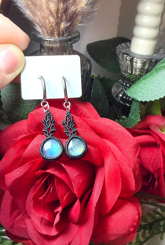 Boucles d’oreilles en macramé